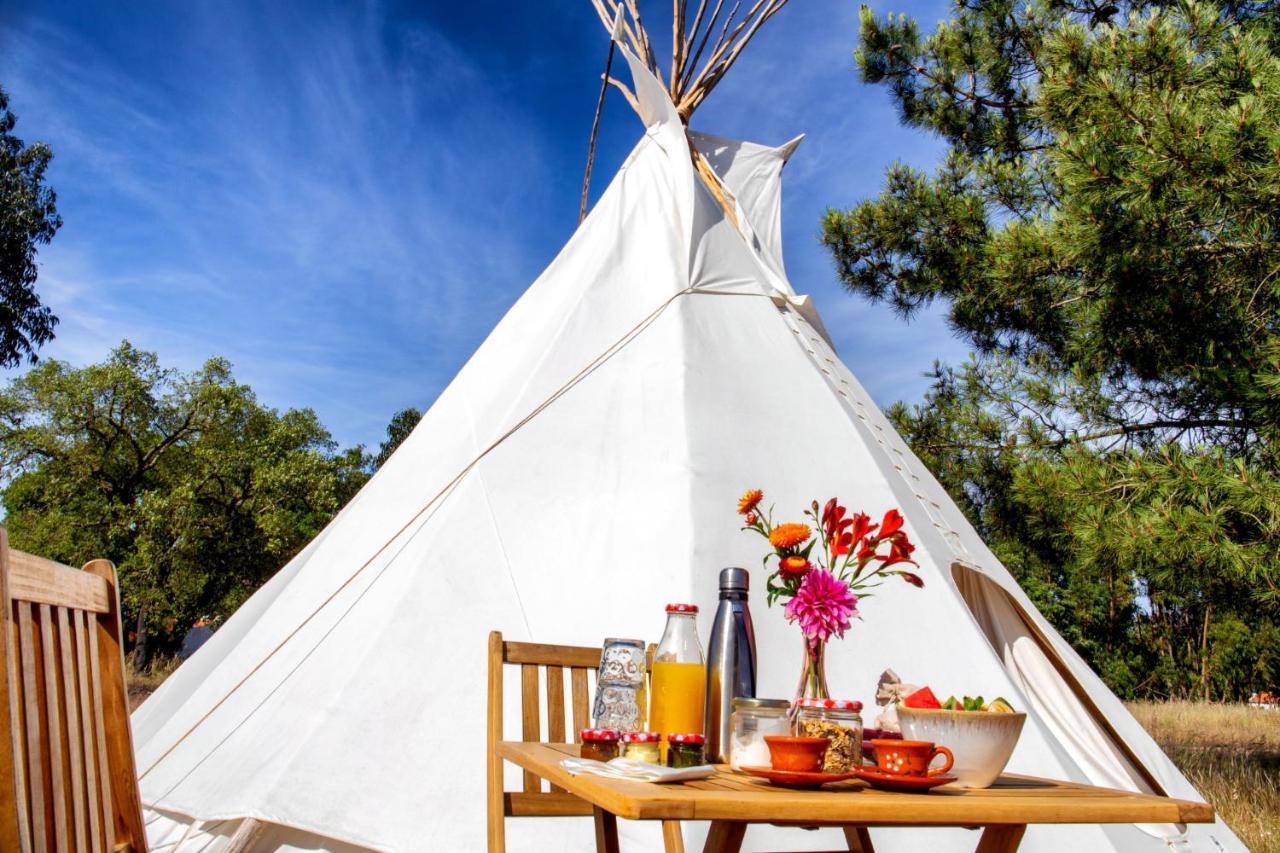 Отель Goodmuda Tipi'S Грандола Экстерьер фото